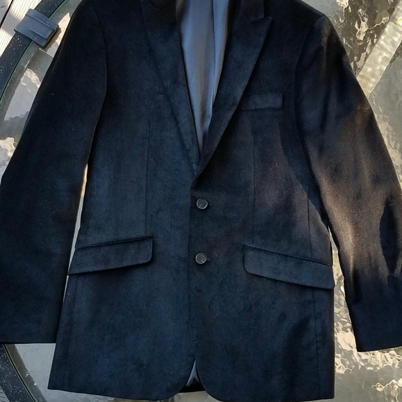 Kenneth Cole Reaction Other - KENNETH COLE REACTION Black Velvet Sport Coat S